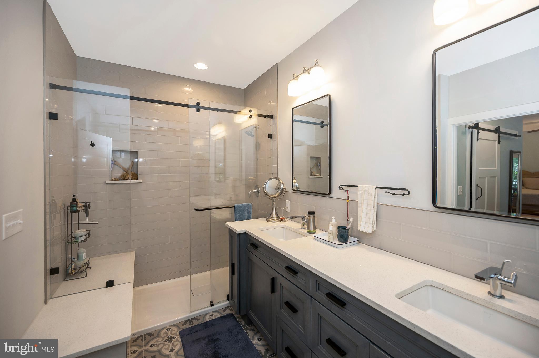 148 Edgemont Circle Locust Grove, VA 22508 - Photo 25 of 75 Walk in glass shower