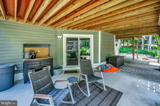 $1,100,000 | 148 Edgemont Circle, Locust Grove, VA 22508