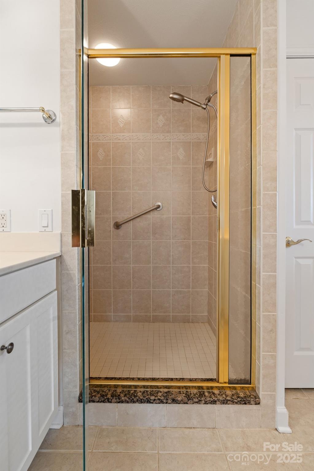 905 Old Fiddle Road Waynesville, NC 28786 - Photo 22 of 39 a bathroom with a shower