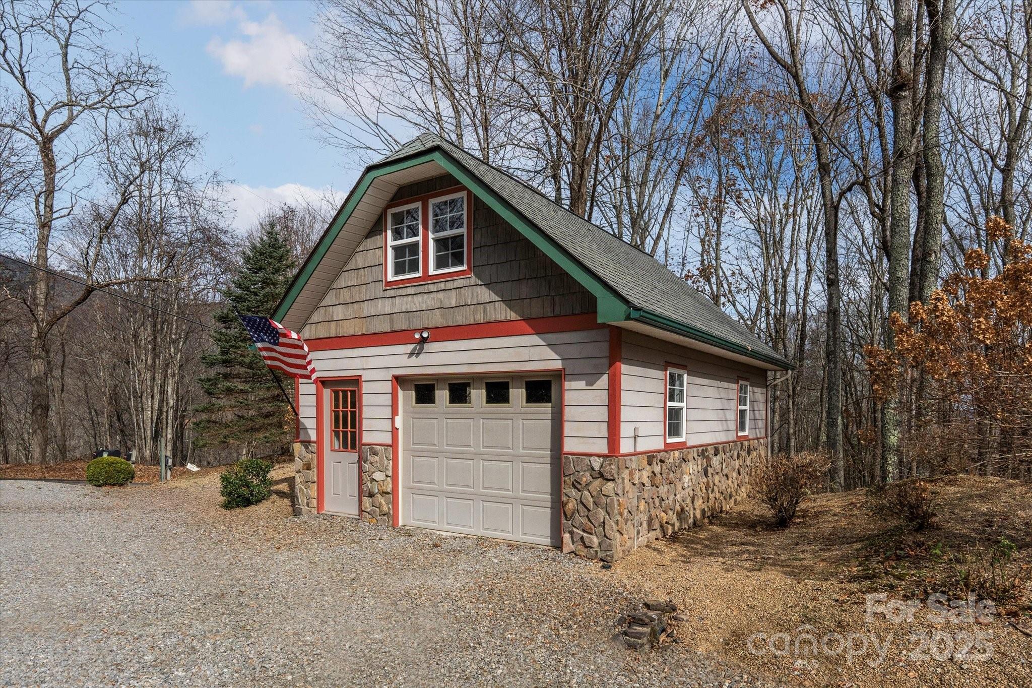905 Old Fiddle Road Waynesville, NC 28786 - Photo 34 of 39 a front view of a house with a yard