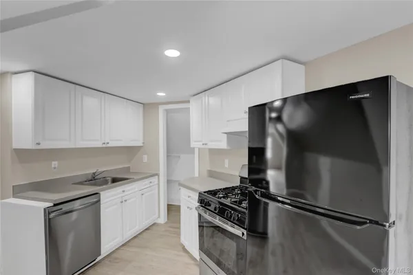 $2,800 | 99 Wall Street, Unit 2, Huntington, NY 11743