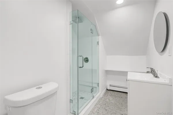 $2,800 | 99 Wall Street, Unit 2, Huntington, NY 11743