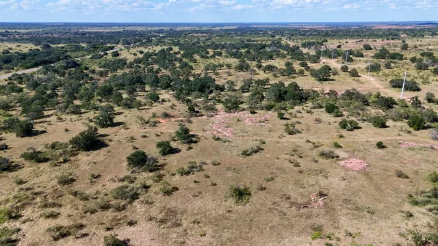 a view of an outdoor space