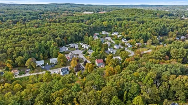 $1,150,000 | 6 Silas Drive, Northborough, MA 01532