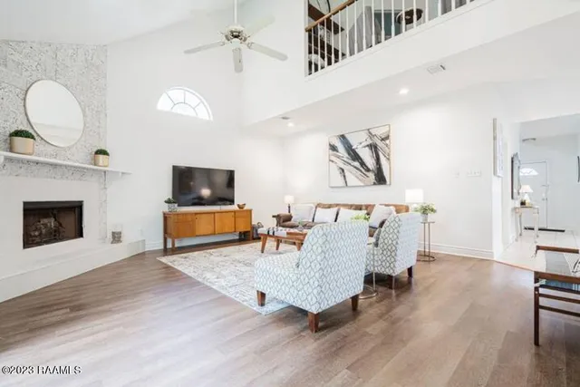 $3,500 | 204 Student Lane, Lafayette, LA 70508