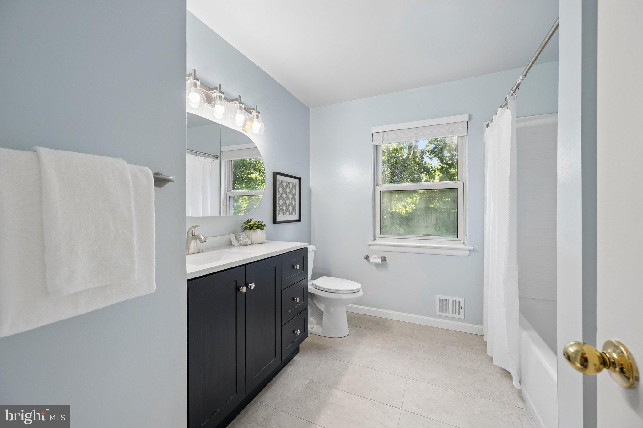10309 Inwood Avenue Silver Spring, MD 20902 - Photo 38 of 57 Bathroom