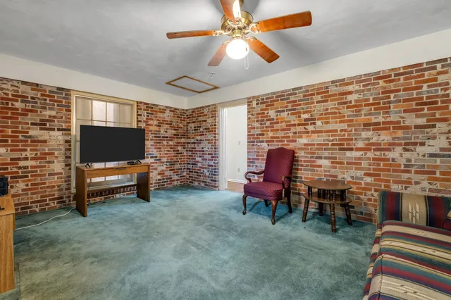 $400,000 | 3100 Old St Augustine Road, Tallahassee, FL 32311