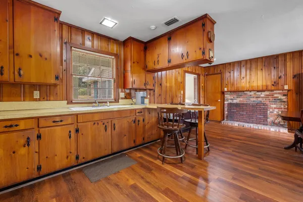 $400,000 | 3100 Old St Augustine Road, Tallahassee, FL 32311