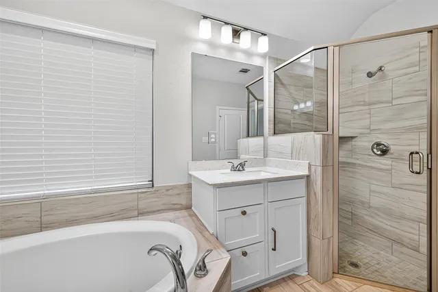 $2,395 | 10535 Cecilia Star Lane, Richmond, TX 77406