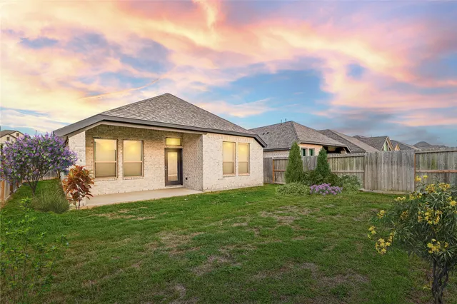 $2,395 | 10535 Cecilia Star Lane, Richmond, TX 77406