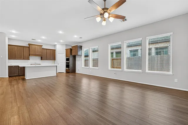 a view of a workspace with furniture