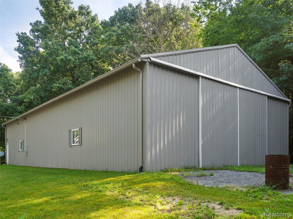 9480 Hartland Road Fenton, MI 48430 - Photo 60 of 70