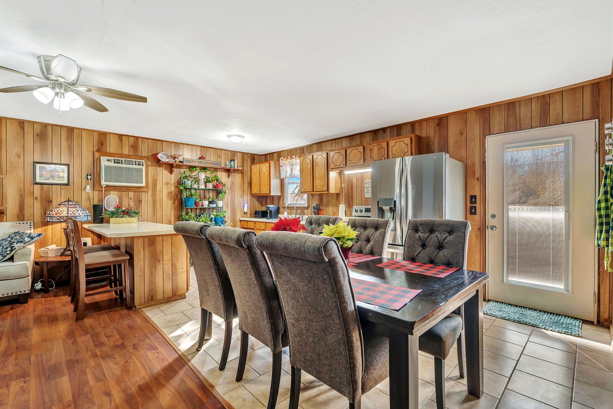 242 Union Ridge Road Wartrace, TN 37183 - Photo 11 of 33 a dining room with furniture window and wooden floor