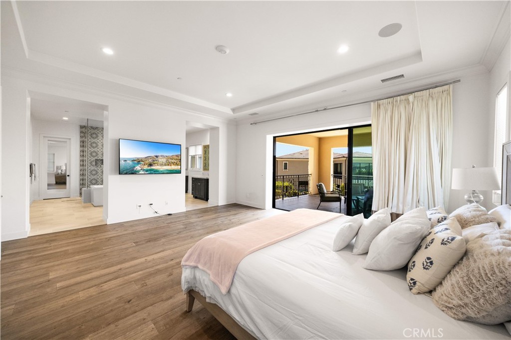 92 Interstellar Irvine, CA 92618 - Photo 25 of 64