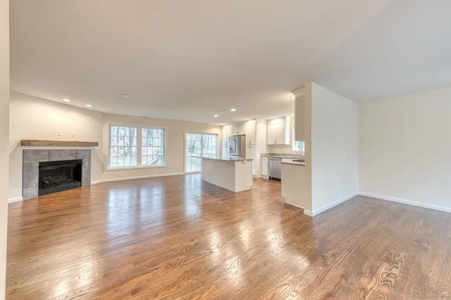 $2,800 | 43 Belvedere Drive, Unit 43, Tolland, CT 06084