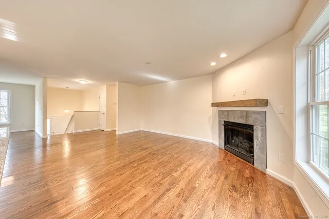 $2,800 | 43 Belvedere Drive, Unit 43, Tolland, CT 06084