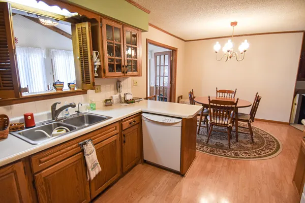 $310,000 | 610 Kneale Avenue South, Thief River Falls, MN 56701