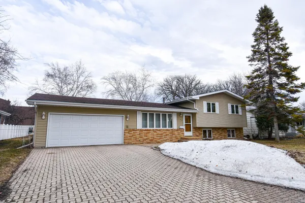 $310,000 | 610 Kneale Avenue South, Thief River Falls, MN 56701