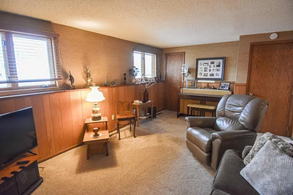 $310,000 | 610 Kneale Avenue South, Thief River Falls, MN 56701