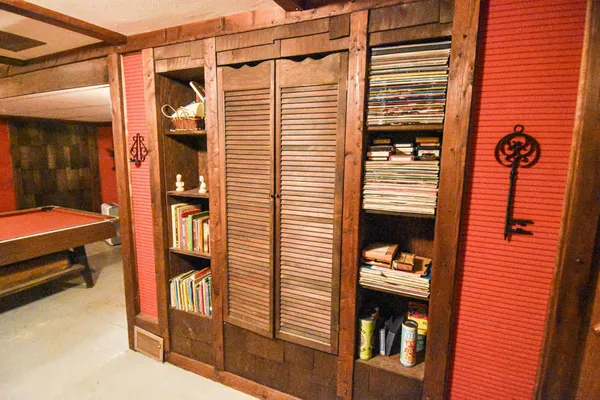 $310,000 | 610 Kneale Avenue South, Thief River Falls, MN 56701