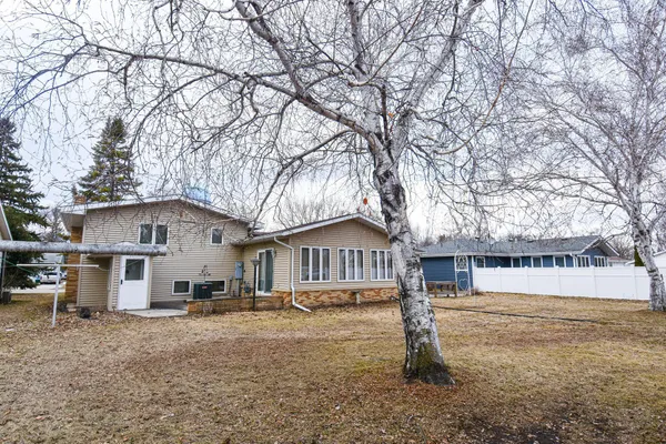 $310,000 | 610 Kneale Avenue South, Thief River Falls, MN 56701