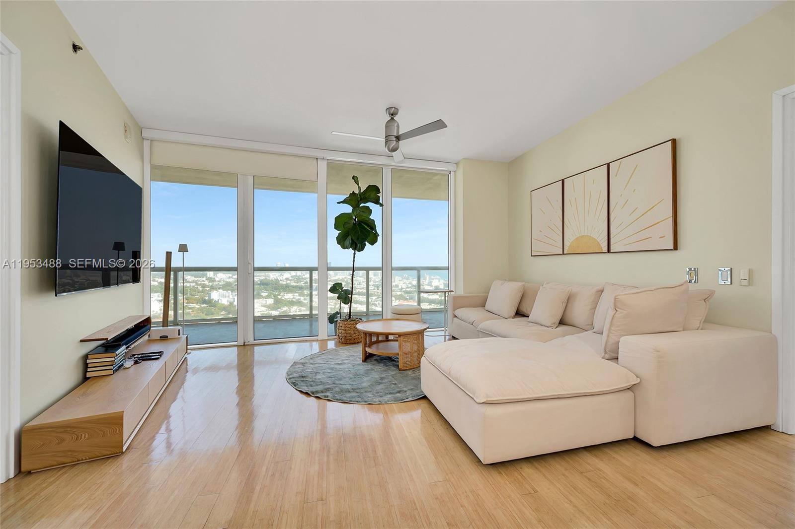 450 Alton Road, Unit 2810 Miami Beach, FL 33139 - Photo 13 of 39