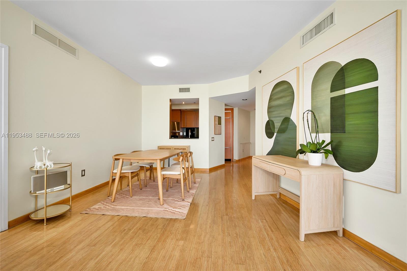 450 Alton Road, Unit 2810 Miami Beach, FL 33139 - Photo 19 of 39