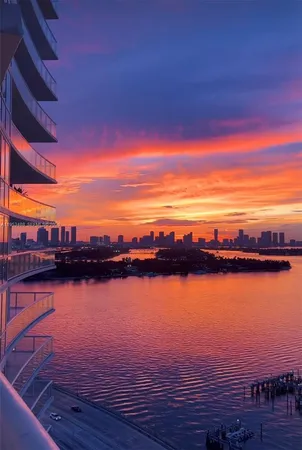 $12,500 | 450 Alton Road, Unit 2810, Miami Beach, FL 33139