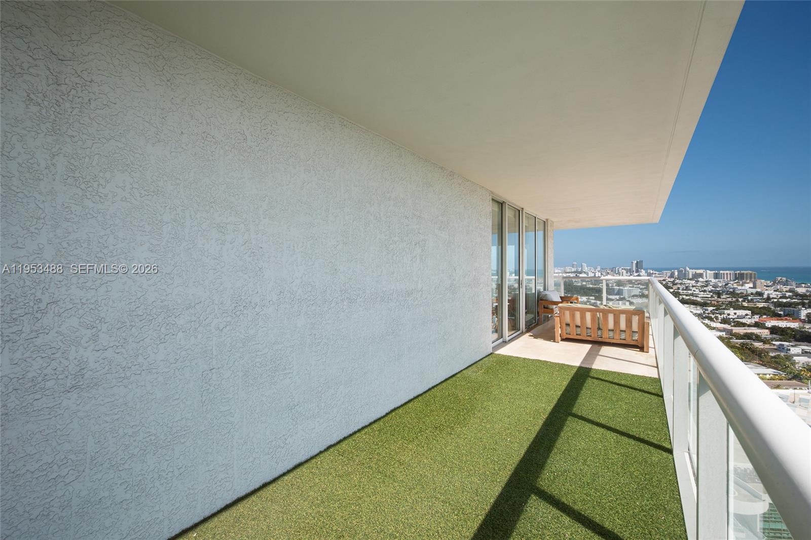 450 Alton Road, Unit 2810 Miami Beach, FL 33139 - Photo 32 of 39