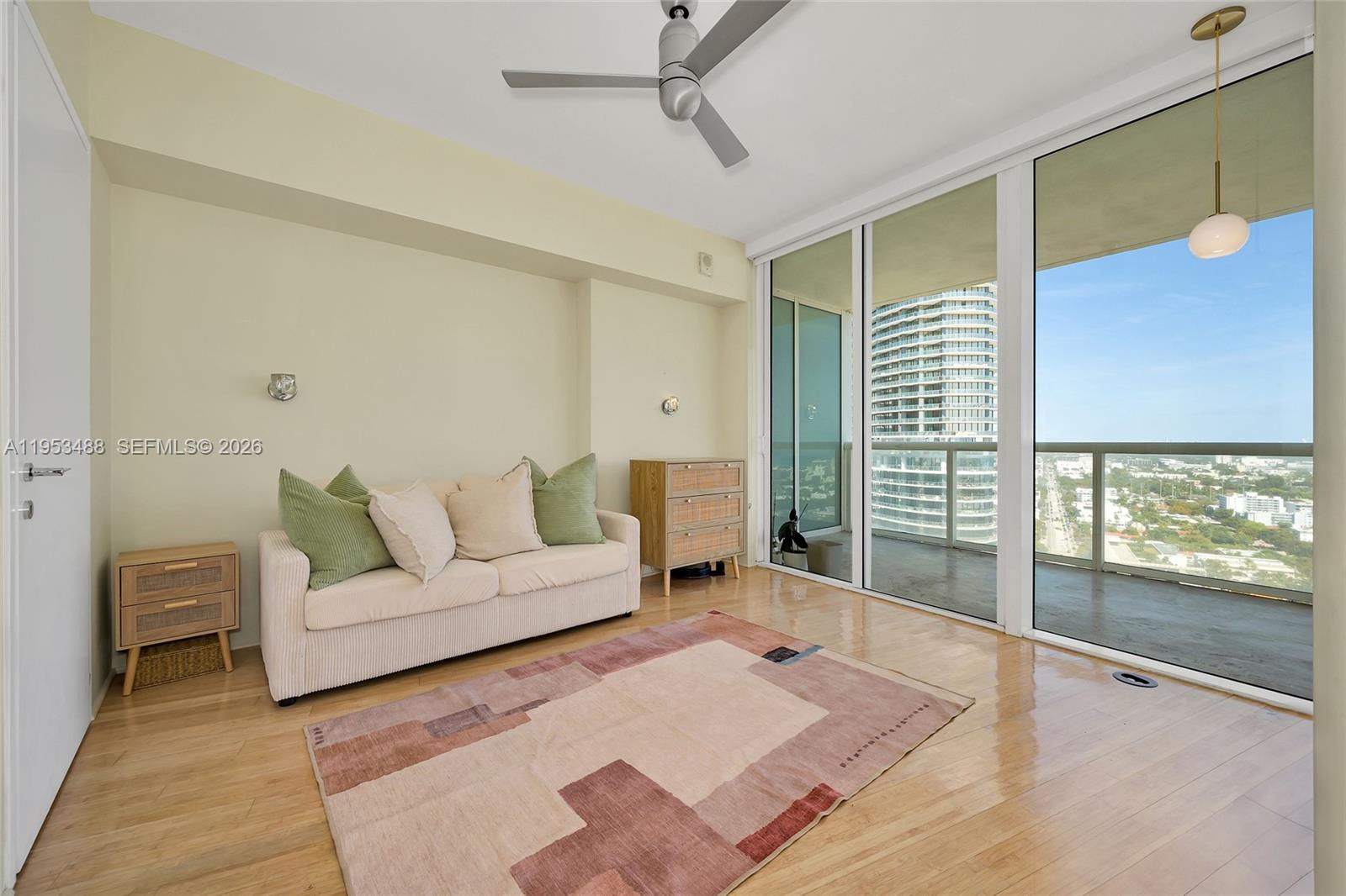 450 Alton Road, Unit 2810 Miami Beach, FL 33139 - Photo 33 of 39