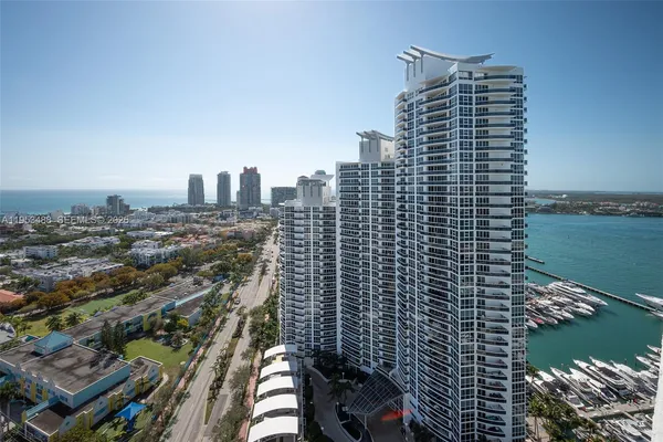 $12,500 | 450 Alton Road, Unit 2810, Miami Beach, FL 33139