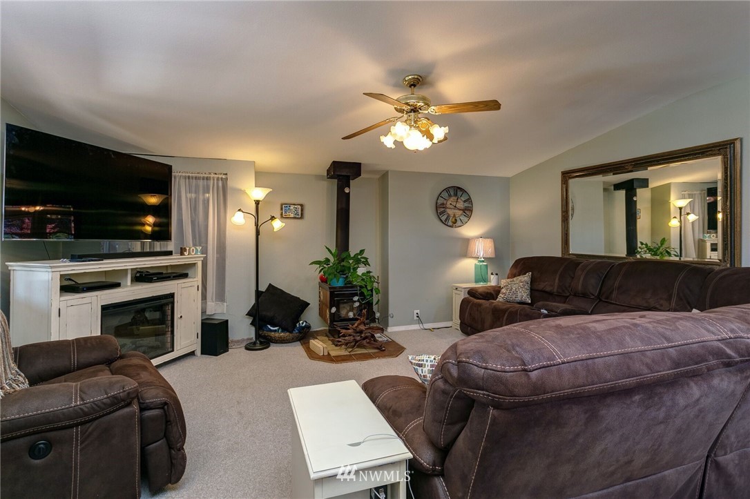 8179 Stein Road Custer, WA 98240 - Photo 11 of 20