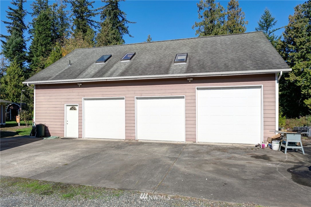 8179 Stein Road Custer, WA 98240 - Photo 4 of 20