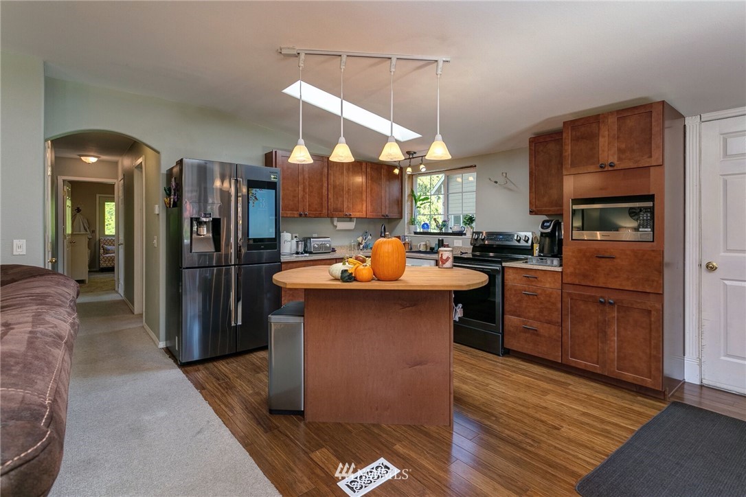 8179 Stein Road Custer, WA 98240 - Photo 8 of 20