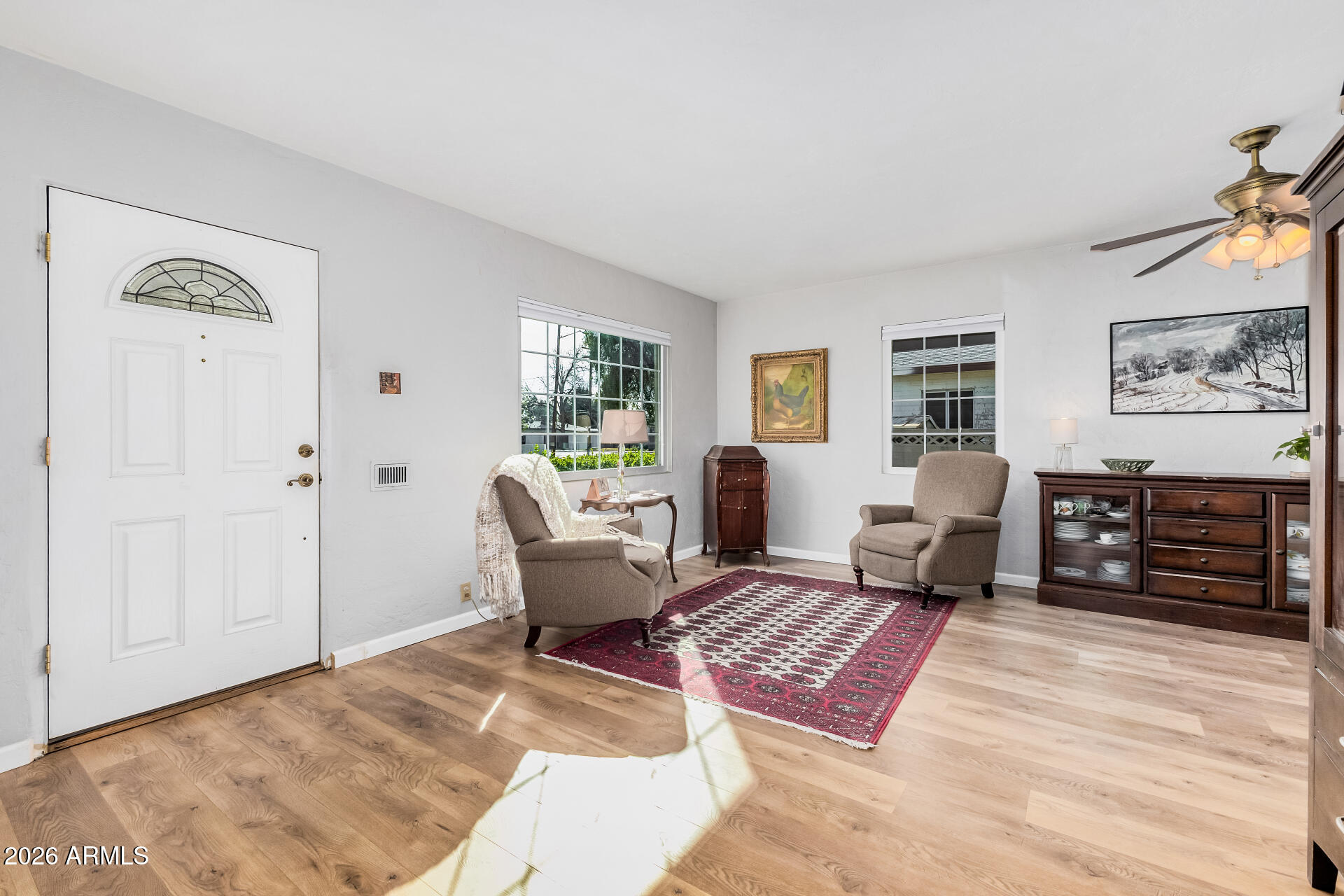 4232 North 10th Street Phoenix, AZ 85014 - Photo 5 of 21 a living room with furniture rug and window