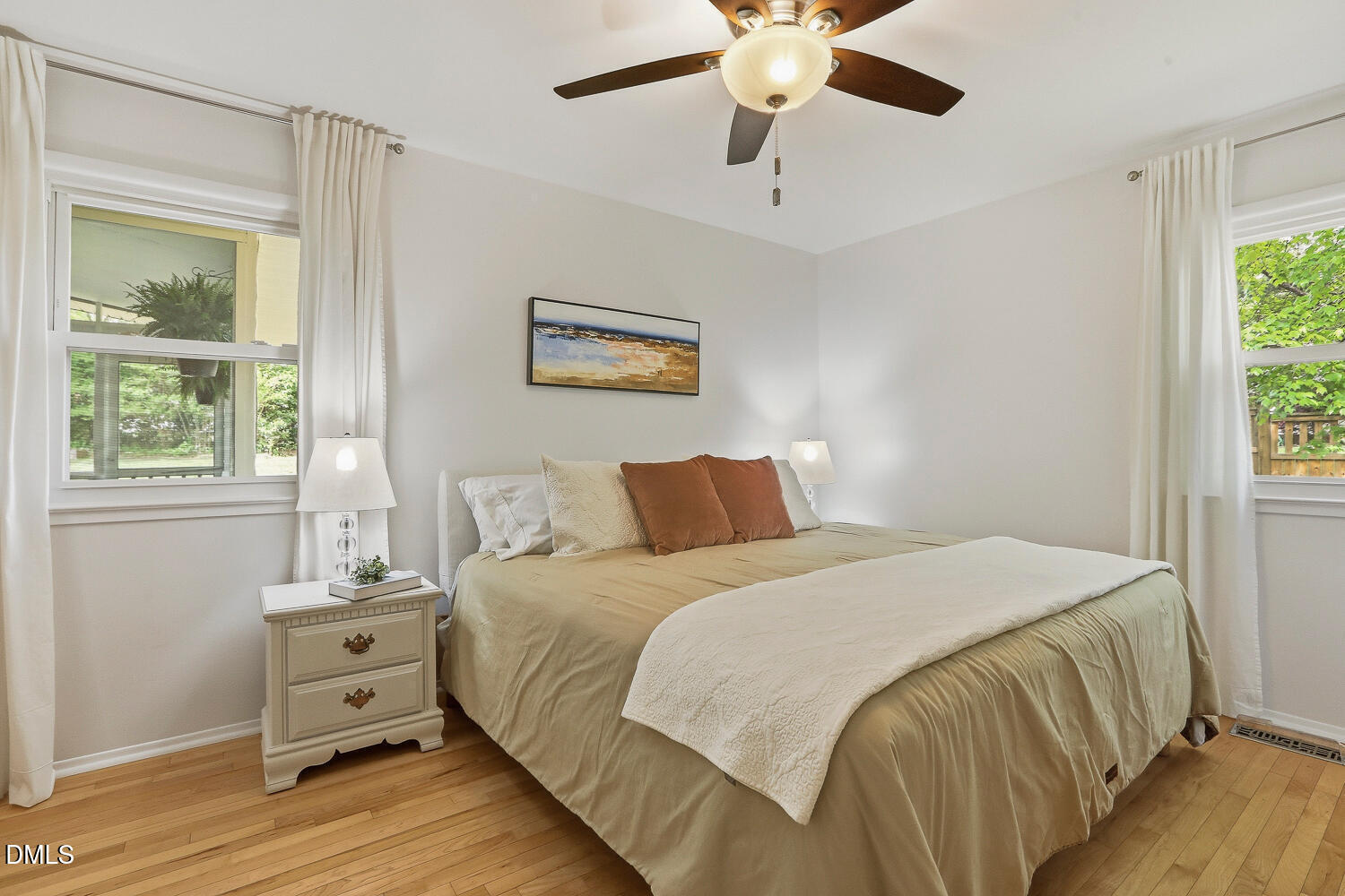 200 Brandon Court Raleigh, NC 27609 - Photo 18 of 43 200 Brandon Ct Raleigh NC-large-026-049-