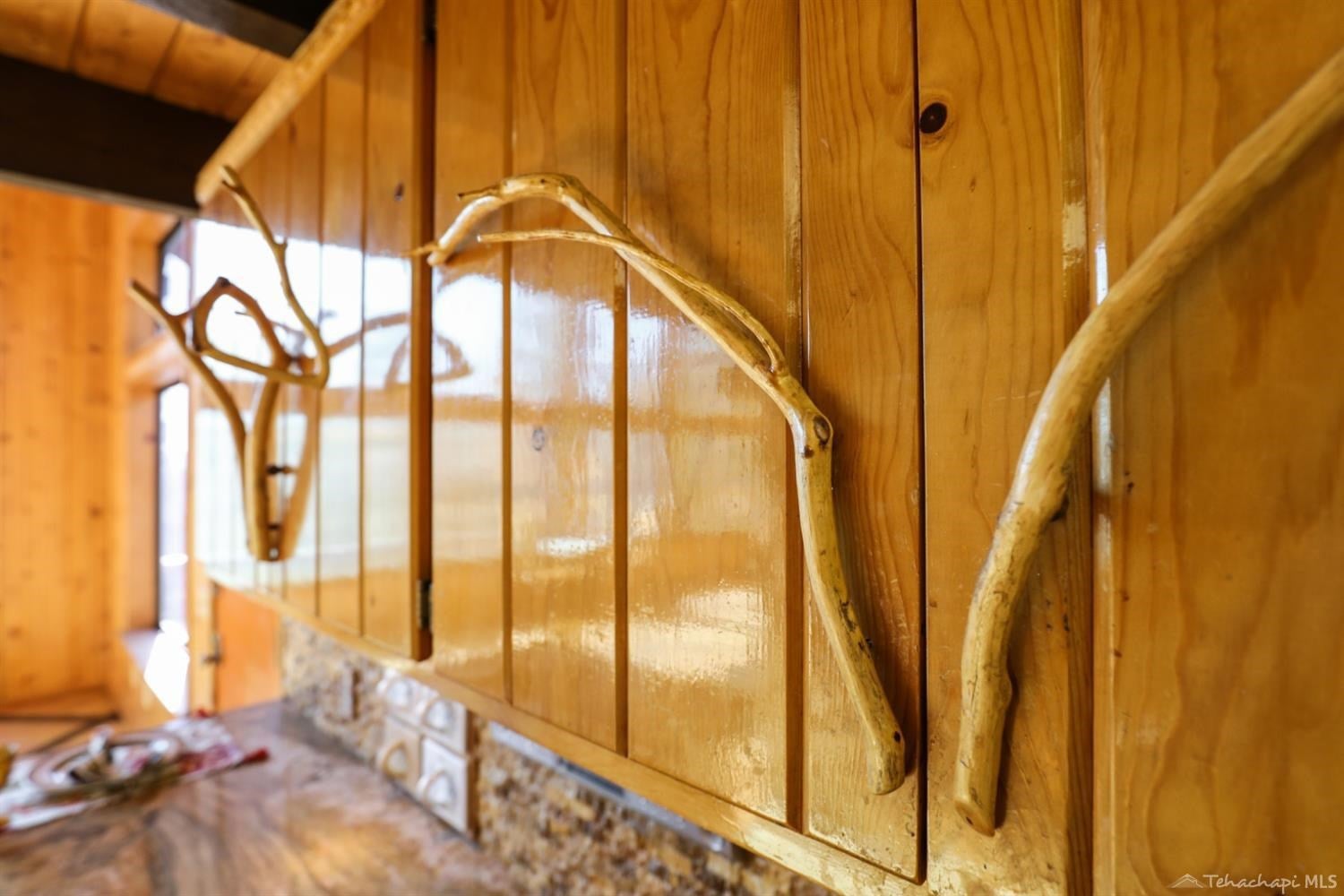 29800 Goldspike Road Tehachapi, CA 93561 - Photo 12 of 99 Gallery Image 12
