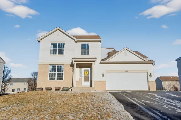 $397,500 | 837 Briarcliff Drive, Minooka, IL 60447
