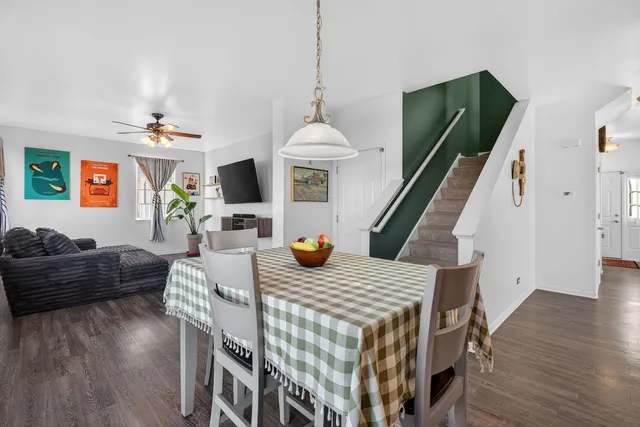 $399,900 | 837 Briarcliff Drive, Minooka, IL 60447