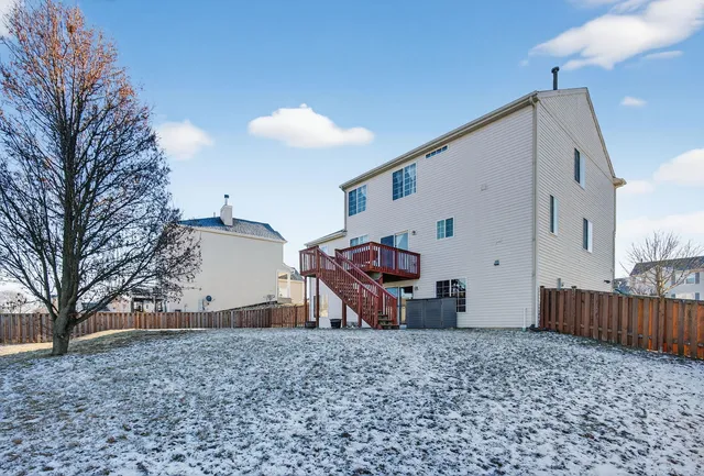 $399,900 | 837 Briarcliff Drive, Minooka, IL 60447