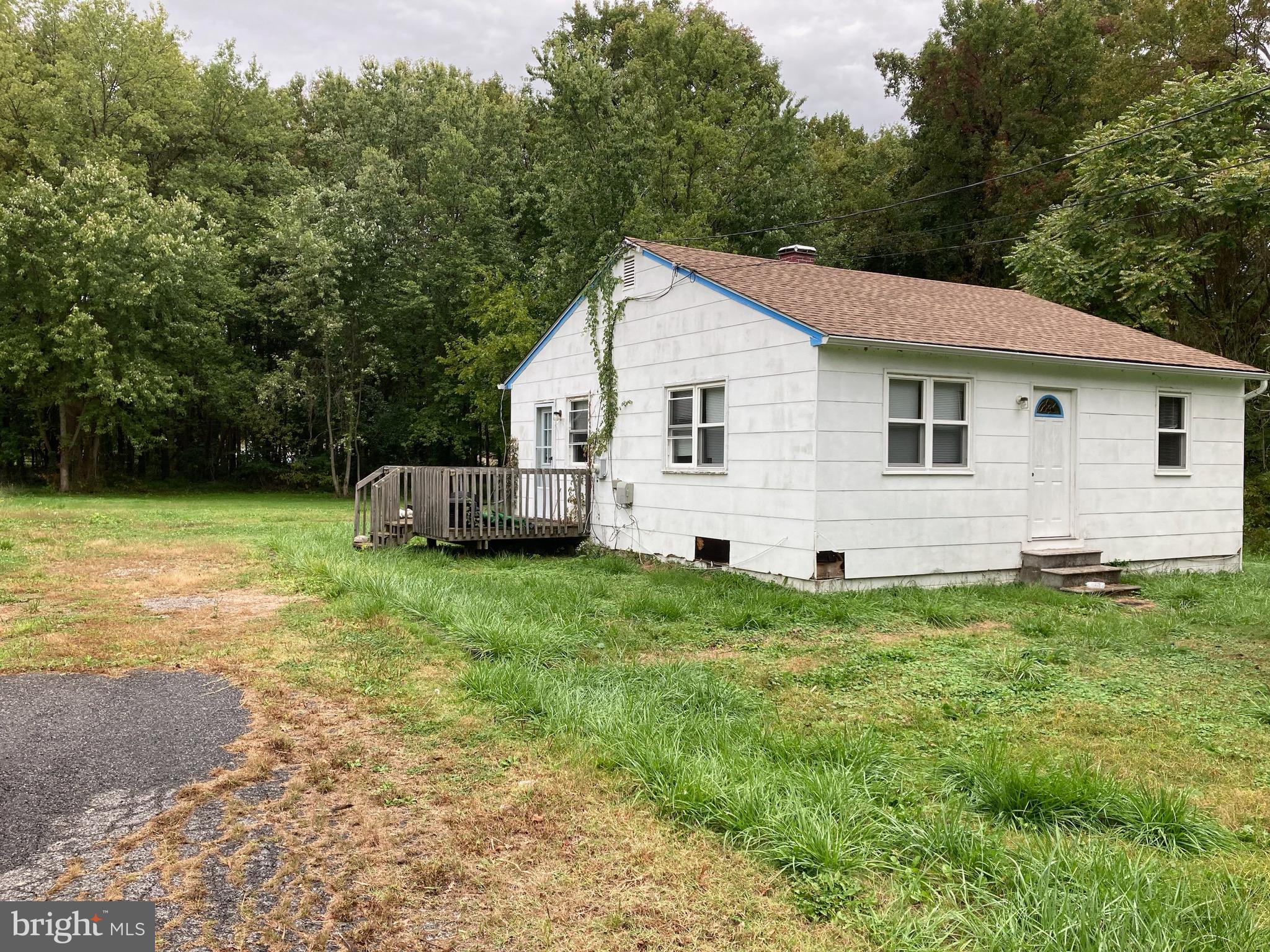 1028 Chester Road Baltimore, MD 21220 - Photo 5 of 8