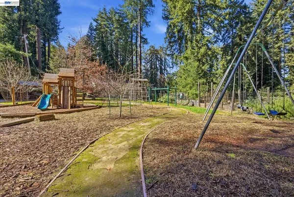$769,000 | 17741 Comanche Trail, Los Gatos, CA 95033
