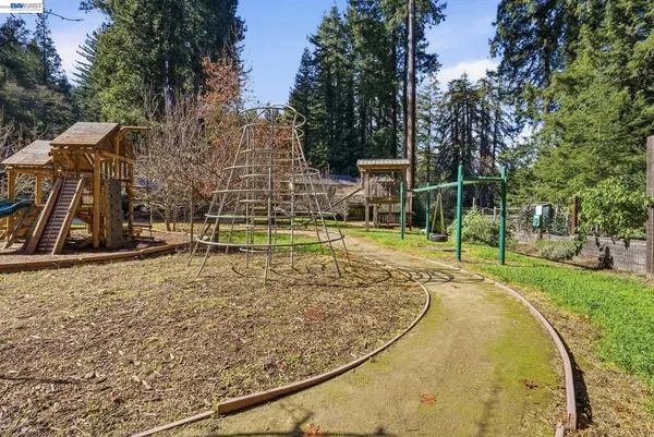 $769,000 | 17741 Comanche Trail, Los Gatos, CA 95033