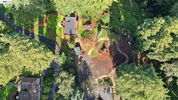 $769,000 | 17741 Comanche Trail, Los Gatos, CA 95033
