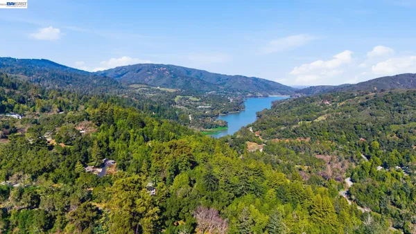 $769,000 | 17741 Comanche Trail, Los Gatos, CA 95033
