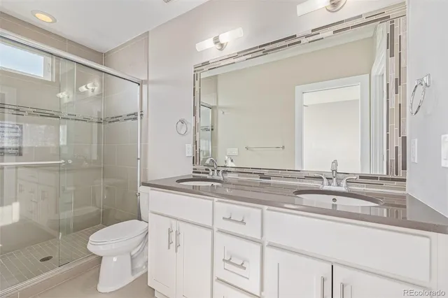 a view of a basketball court