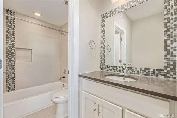 $619,900 | 3265 West 17th Avenue, Denver, CO 80204