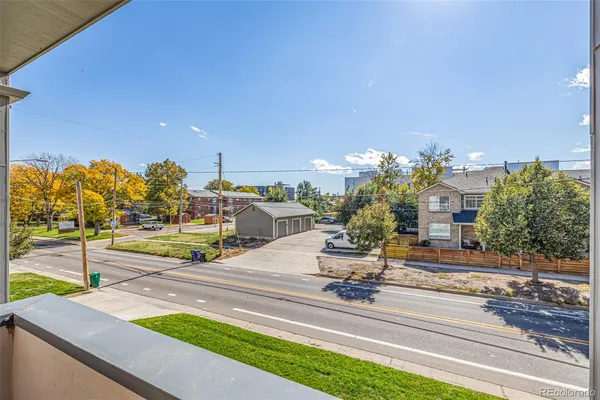 $619,900 | 3265 West 17th Avenue, Denver, CO 80204