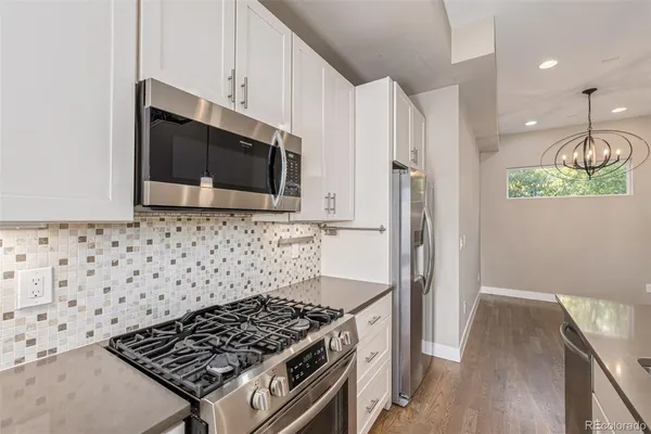 $619,900 | 3265 West 17th Avenue, Denver, CO 80204
