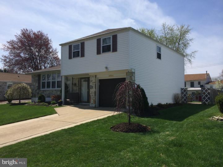 9704 Chapel Road Philadelphia, PA 19115 - Photo 2 of 25 Exterior Front